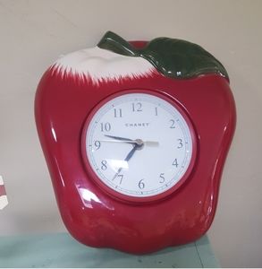 Kitschy Ceramic Red Apple Clock